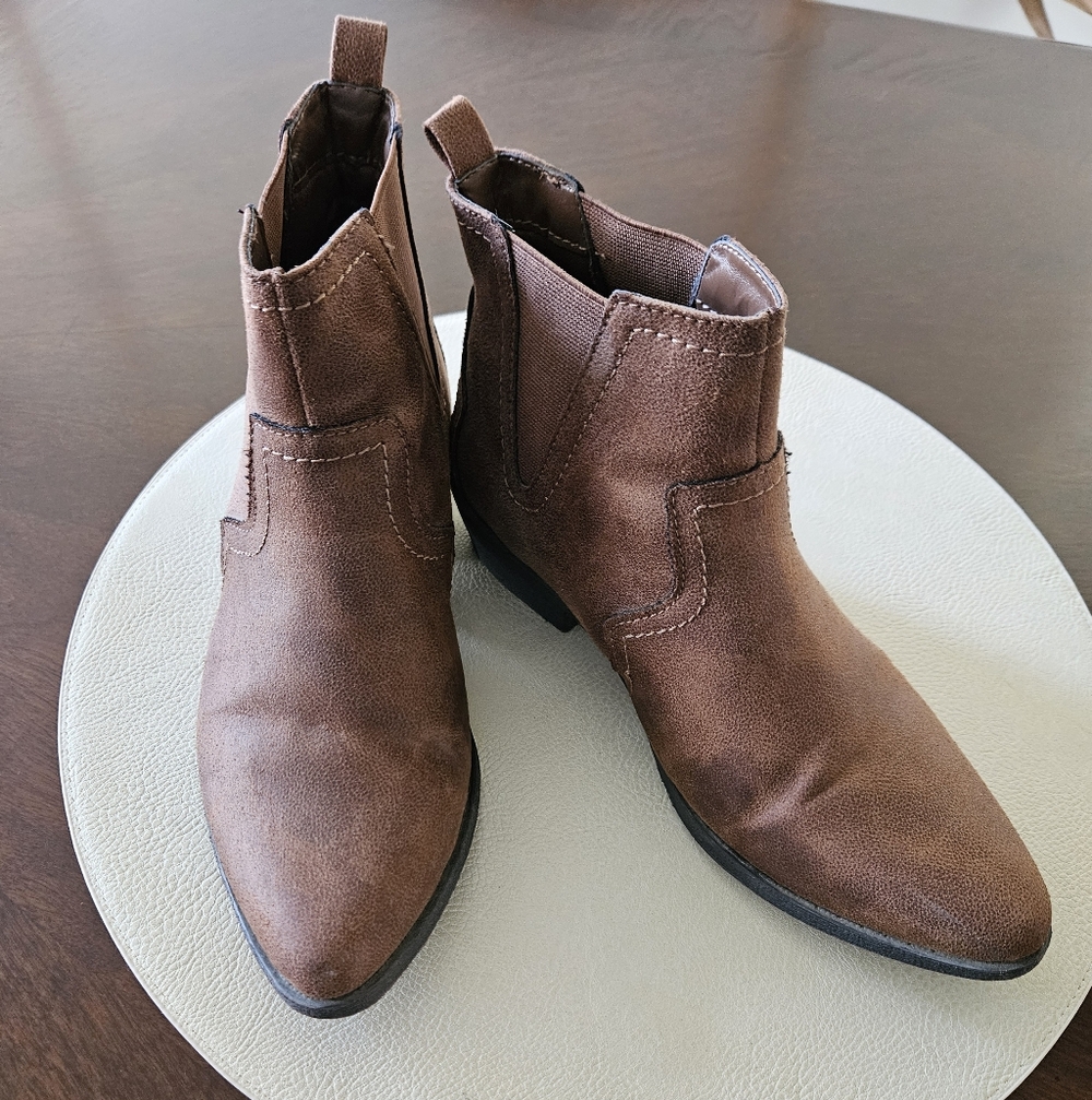 ARIZONA Brown Ankle Boots